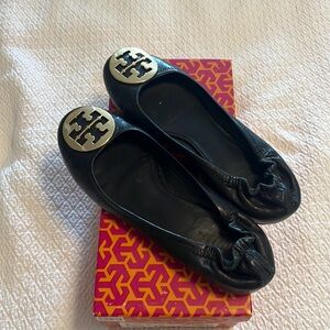 Tory Burch Black Classic Reva Ballet Leather Flat size 8.5